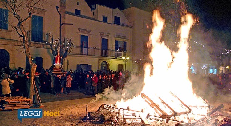 Santa Lucia 2016: “Si accenda quel fuoco che brucia l’egoismo”