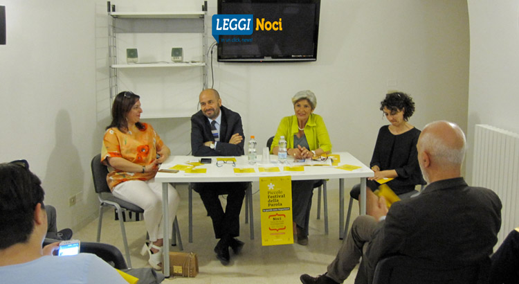 piccolo-festival-parola-presentazione-noci