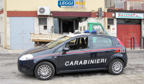 Svaligiato tabaccaio