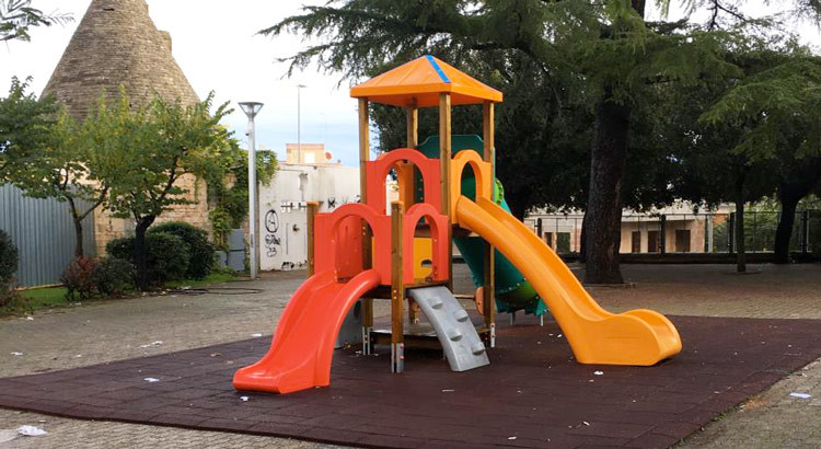 Giochi senza barriere: nuove giostrine inclusive in villa comunale