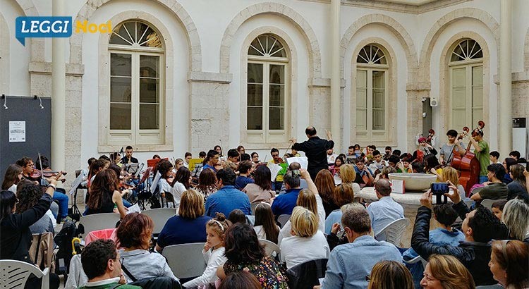 L’orchestra dell’Associazione “Musica in Gioco” si esibisce a Noci