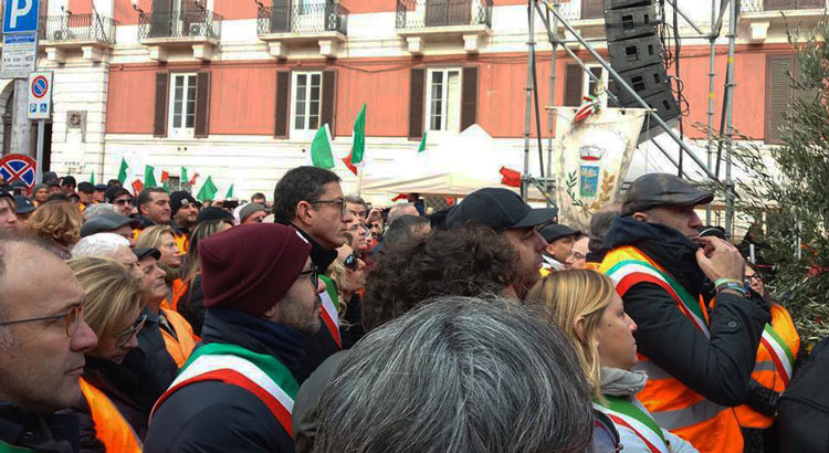 Corteo degli agricoltori a Bari