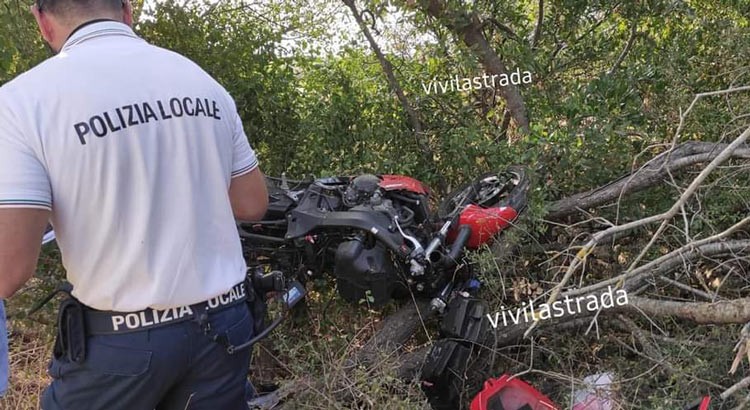 Fuori strada con la moto sulla S.P. Noci – Martina