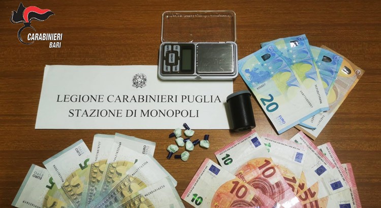 Controlli antidroga, 2 arresti