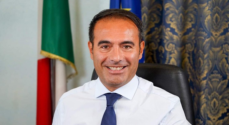 Rossano Sasso, il candidato del centrodestra: “Il Paese ha bisogno di un Esecutivo forte e politicamente omogeneo”