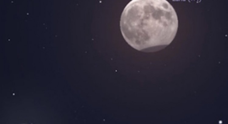Sabato eclissi parziale di luna con Giove in congiunzione